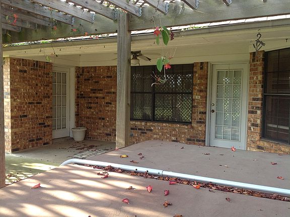 3rd image of 730 Allen Ln
