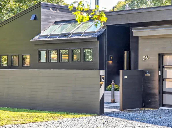 50 Rivers Edge Road, East Falmouth, MA 02536