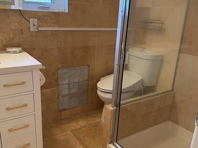 27 Upland Rd — Photo 10