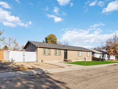 1238 W Fairwood Dr, Meridian, ID, 83646