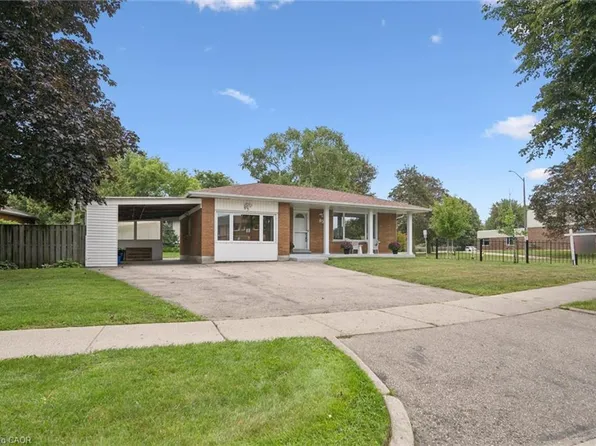 85 Indian Rd, Kitchener, ON N2B 2S6