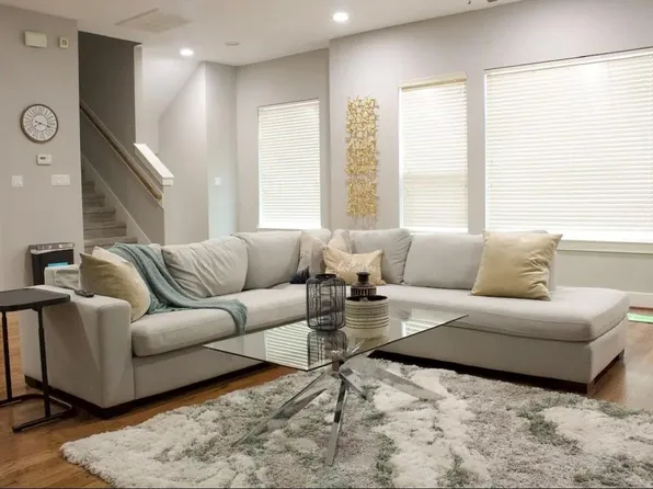 926 Lester St, Houston, TX 77007