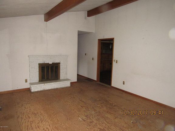 2nd image of 218 Bradley St