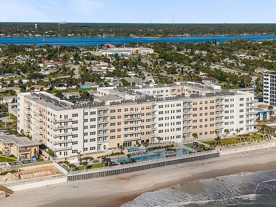 Triton Cay - Daytona Apartments