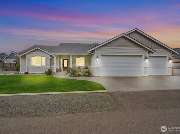 390 Coal Avenue, Carbonado, WA 98323