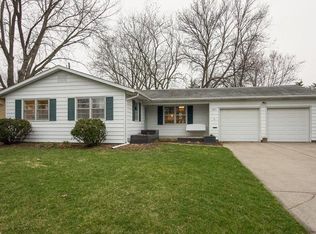 1813 Arthur Cir, Ames, IA 50010