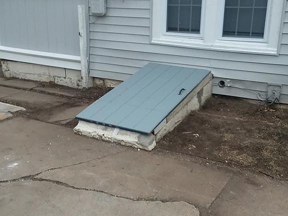 3rd image of 1401 S Saint Francis Ave