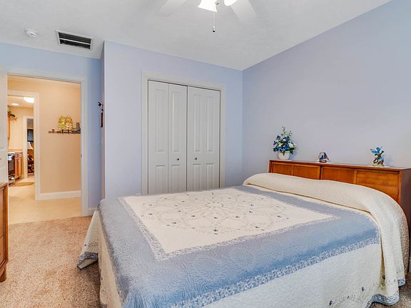 3rd image of 1401 Pine Forest Dr #1