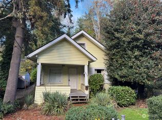 4018 SW Orcha Rd, Seattle, WA 98136