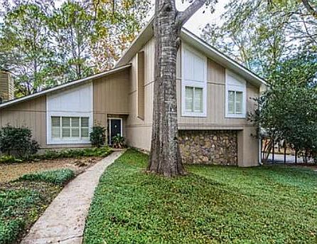 1st image of 102 Stargell Pl