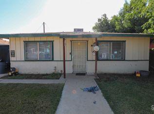 704 Wistaria St, Bakersfield, CA