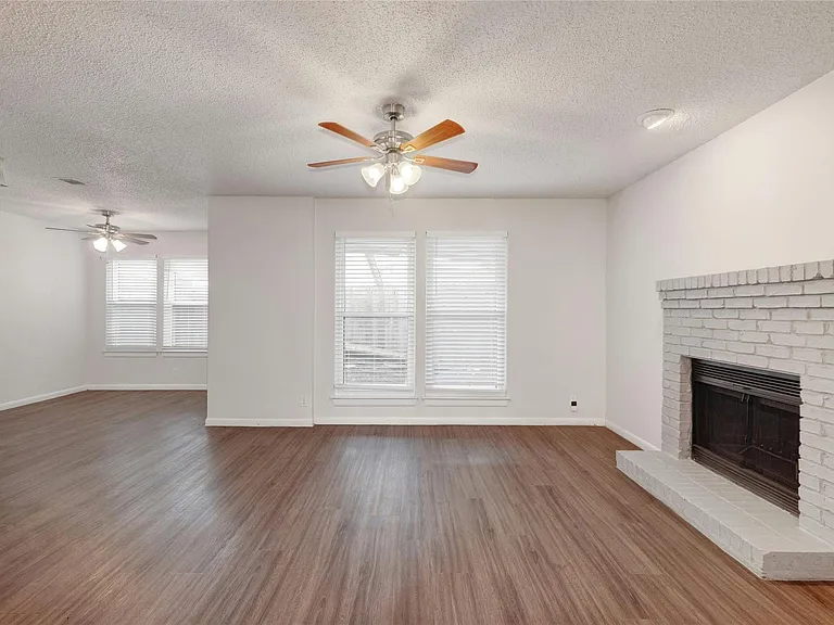 11406 Ptarmigan Dr #B — Photo 6