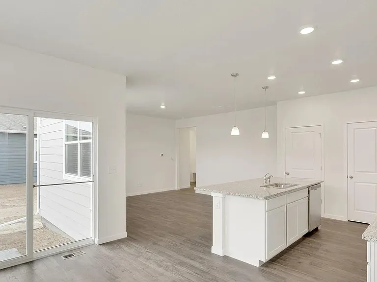 4772 Lynxes Way — Photo 4