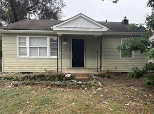 810 Elliott Ave, Saint Louis, MO 63135