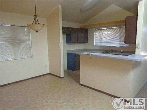 4th image of 2117 Lyman Dutton Cir