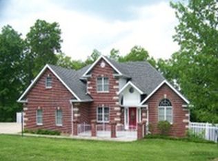 5108 Tanner Bridge Rd, Jefferson City, MO 65101