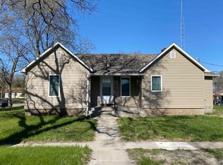954 28th Ave, Columbus, NE 68601