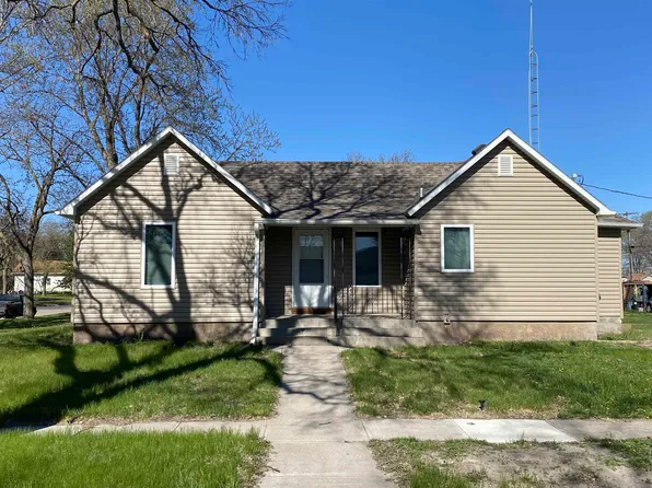 954 28th Ave, Columbus, NE 68601