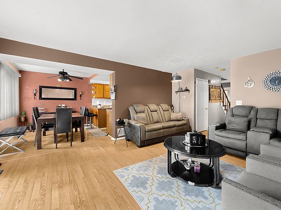 3rd image of 3963 Sandpiper Dr