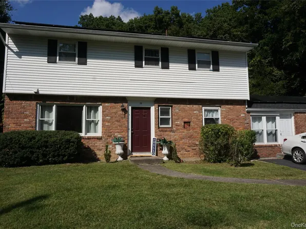 15 Greenridge Way, Spring Valley, NY 10977