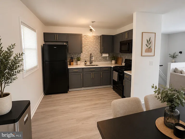 7 Tipton Dr — Photo 13