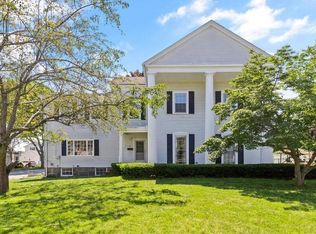 46 Dearborn St, Salem, MA 01970