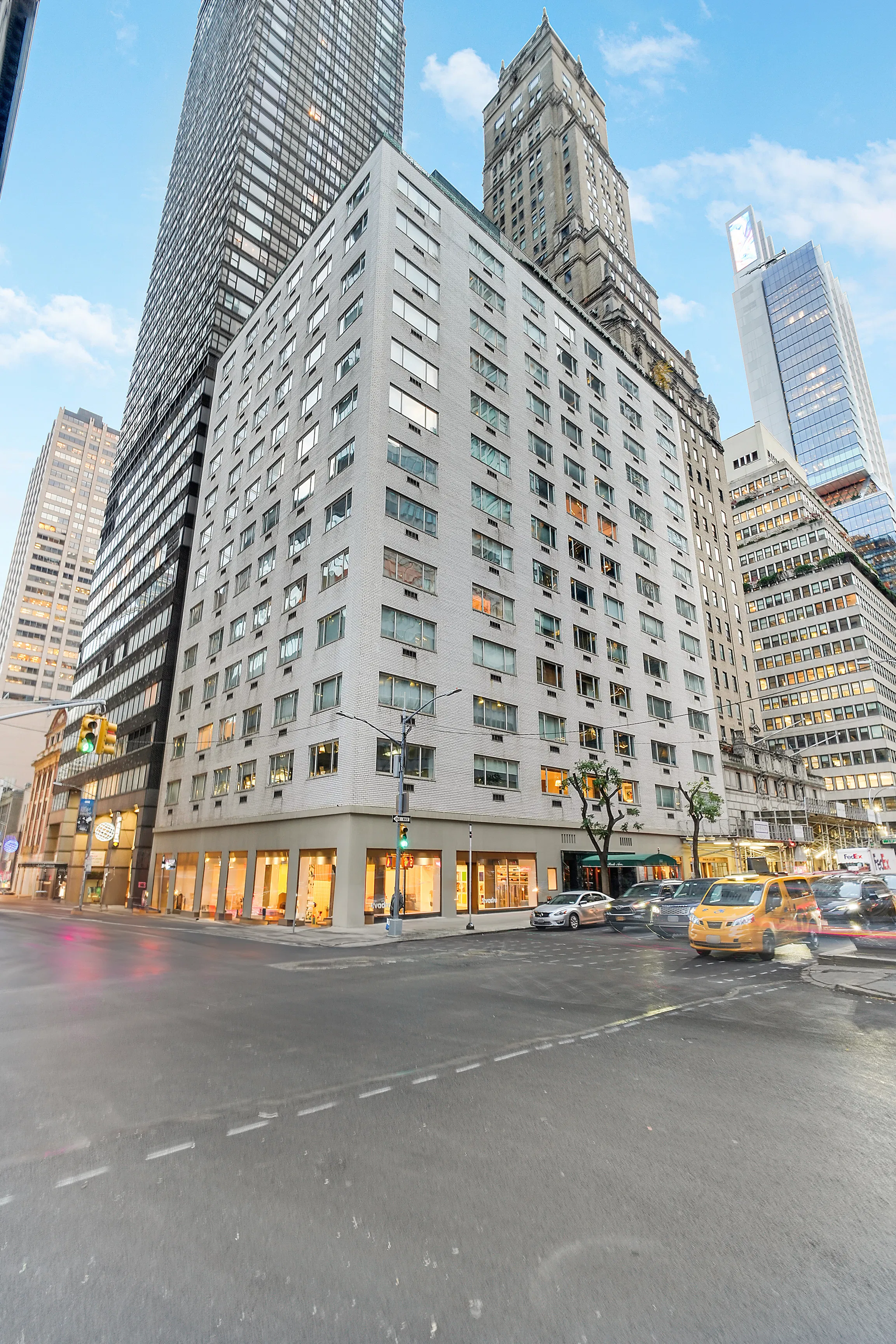 475 Park Avenue #3D5 in Midtown, Manhattan | StreetEasy