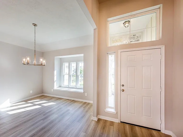 3305 Rolling View Ct — Photo 7