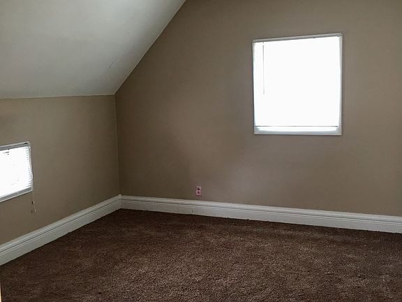 4th image of 1030 N 20th St #1