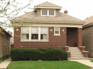 5815 W School St, Chicago, IL 60634