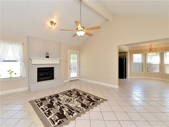 3rd image of 16312 Knottingham Dr