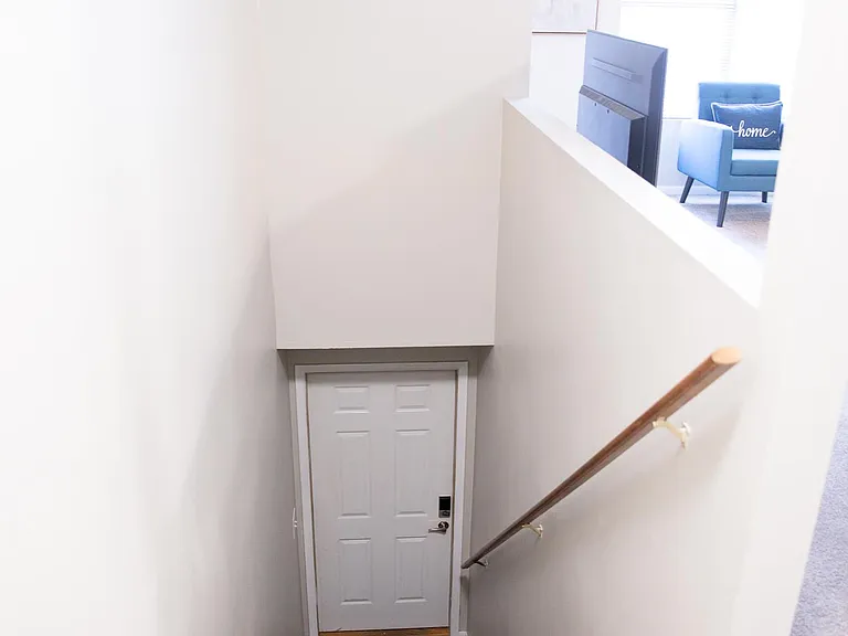 140 Gunter Ln #140B — Photo 18