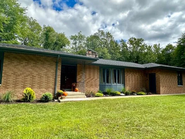 22800 Struwin Rd, Battle Creek, MI 49017