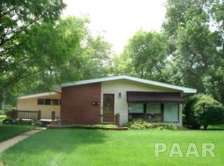 5115 N Graceland Dr, Peoria, IL 61614