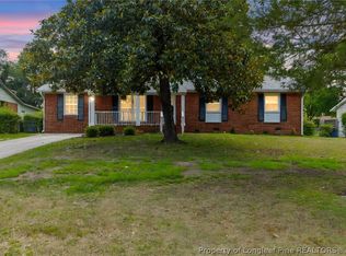 213 Lansdowne Rd, Fayetteville, NC 28314