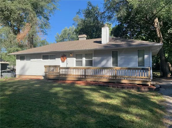 7402 E 108th St, Kansas City, MO 64134