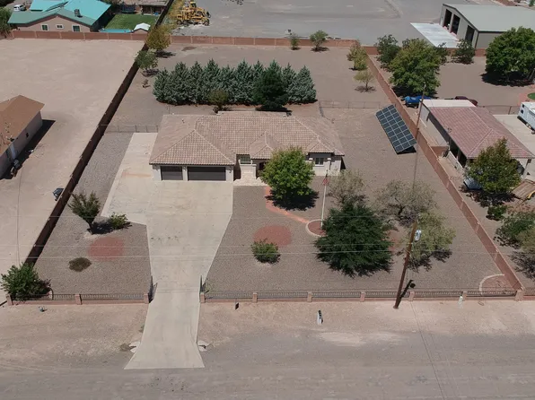 2780 S Saddler St, Deming, NM 88030