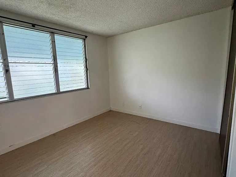 188 Hale St #3B — Photo 9