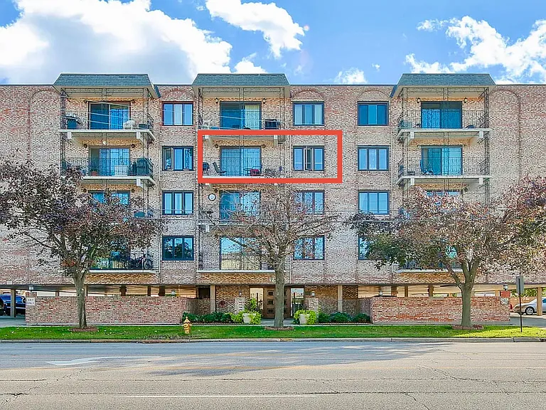 7525 W Lawrence Ave #403 — Photo 1