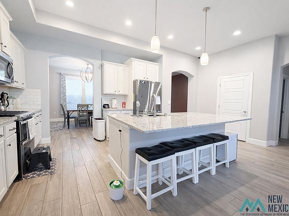 5th image of 313 Baler Ln