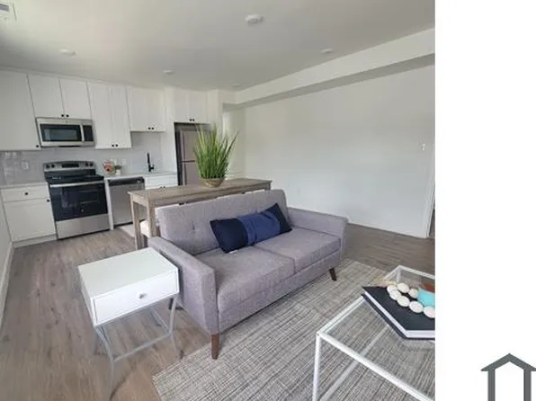 324 61st St NE, Washington, DC