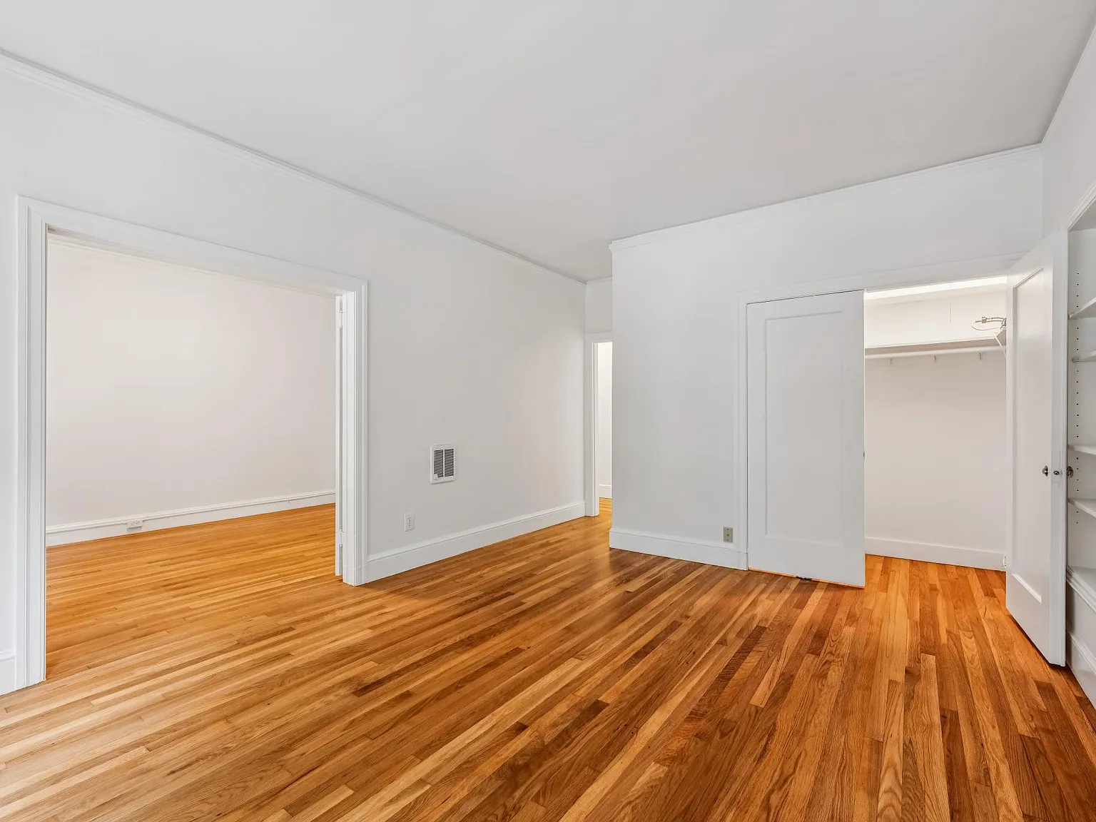 1 bed, $4,995 — Photo 4