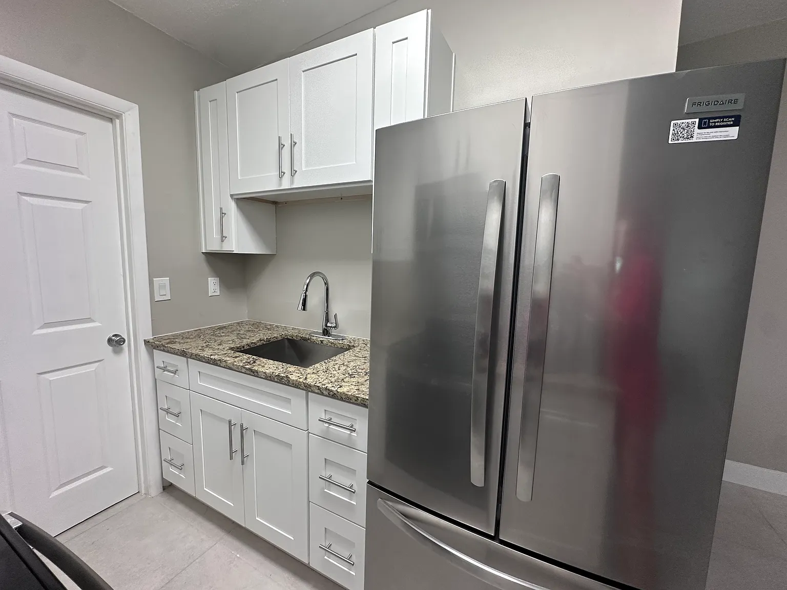 2 bed, 800 sqft, $1,500 — Photo 2