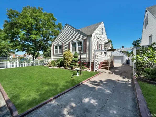 24415 85th Road, Bellerose, NY 11426