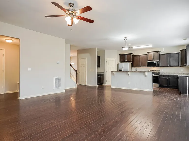 117 Callahan Trl — Photo 5