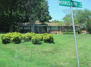 2736 Moores Park Dr, Charlotte, NC 28214