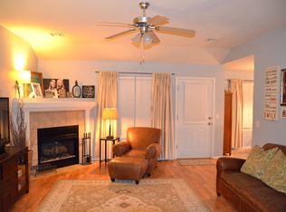 730 Michael Ct, Centerton, AR 72719