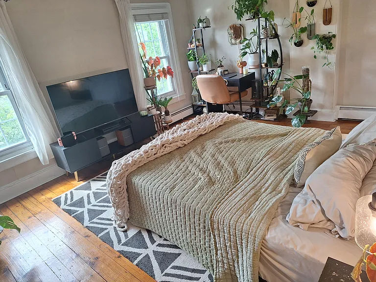 117 E Barnard St #3 — Photo 3