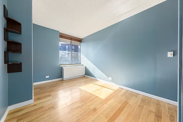 Rented by Corcoran | media 12