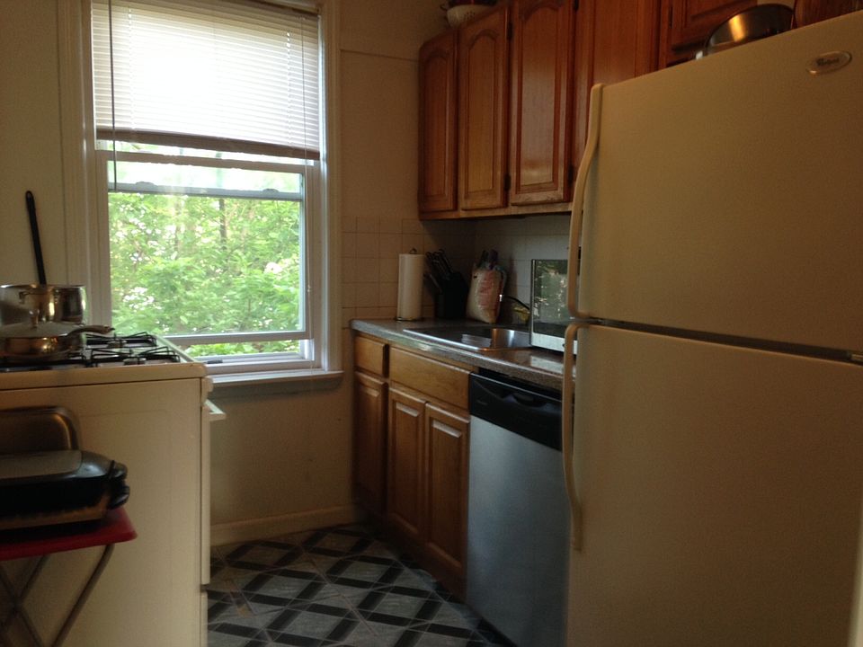 1st image of 3906 44th St